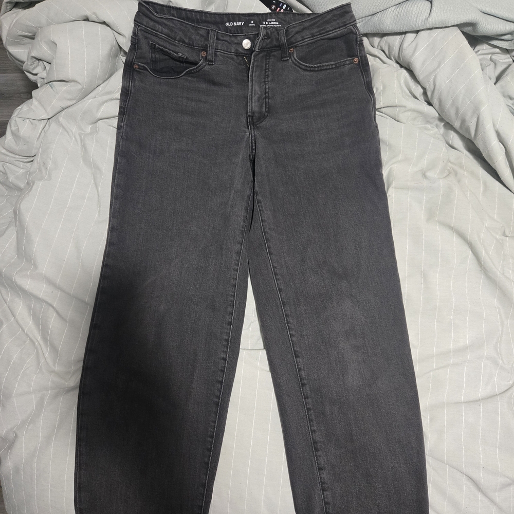 Old Navy Women's Charcoal Straight Leg Jeans